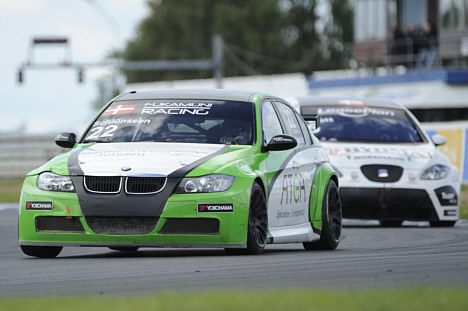 Robert Schlünssen er bedst placerede i Scandinavian Touring Car Cup, hvor han indtager tredjepladsen foran bl.a. Jason Watt.